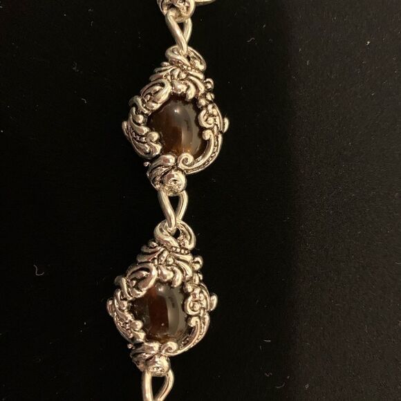 Bracelets - Picture 9 of 14